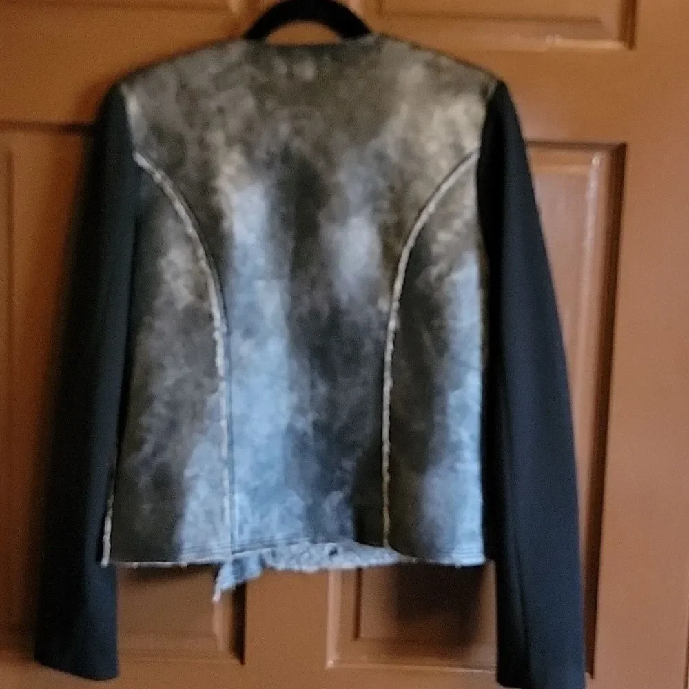 Ella Moss jacket zips